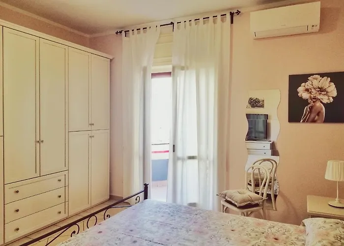 A Casa Di Cecy 4* 阿格罗波利