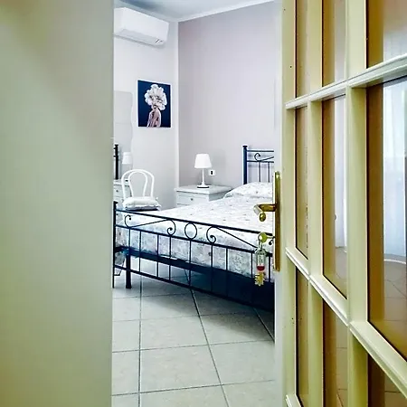 A Casa Di Cecy Bed & Breakfast 4*